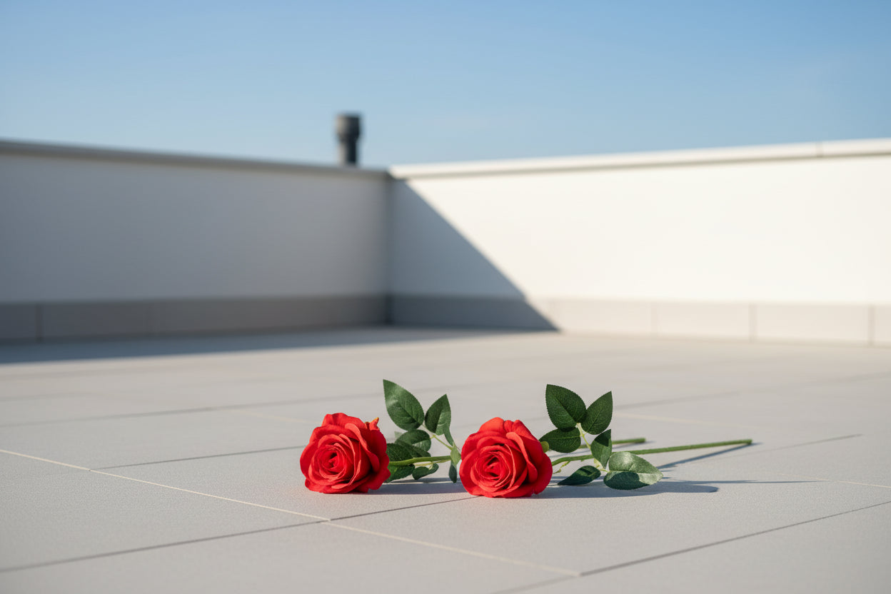 RoseLuxe™ 12PCS Artificial Rose Bouquet – Elegant Floral Set for Home & Events